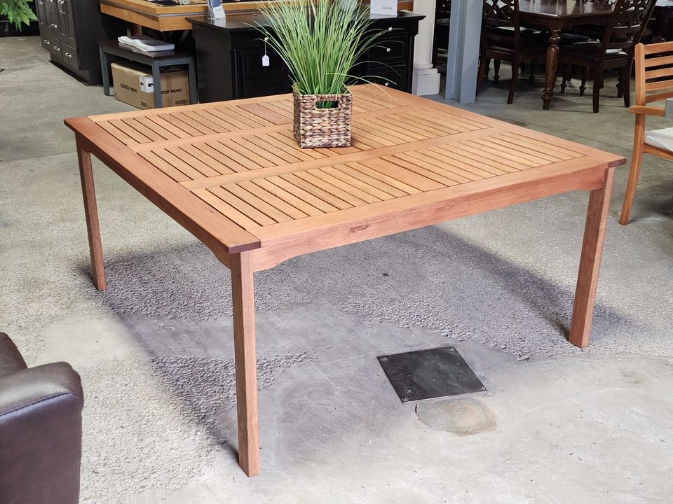 Eucalyptus Wood Patio Table