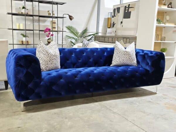 93" Leiden Tufted Velvet Sofa - Image 2