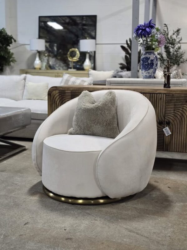 Bensville Swivel Accent Chair - Image 2