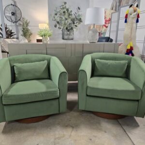 Set of 2 Green Swivel Accent Chairs