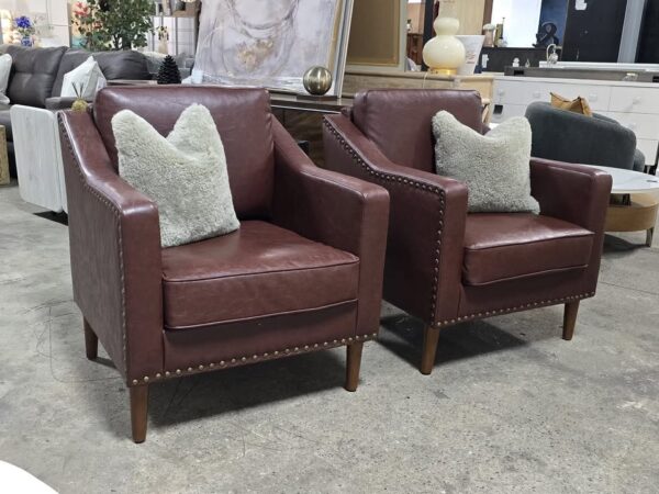 Set of 2 Accent Armchairs