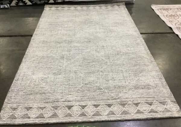 8' x 10' Abstract Wool Rug - Image 4