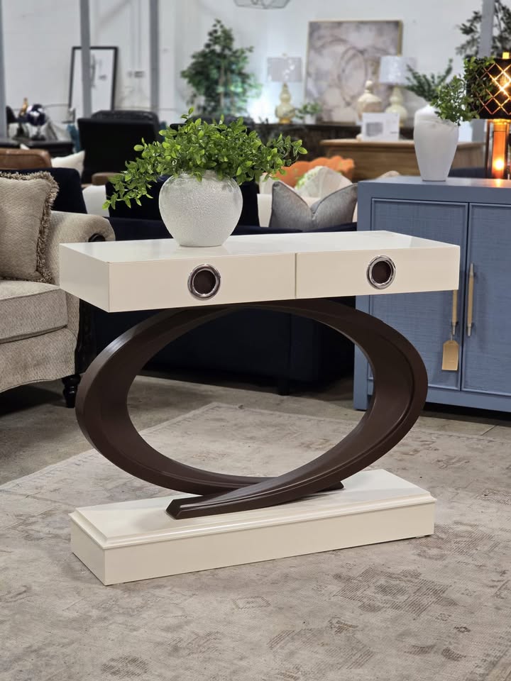 White Pearl Console Table & Mirror