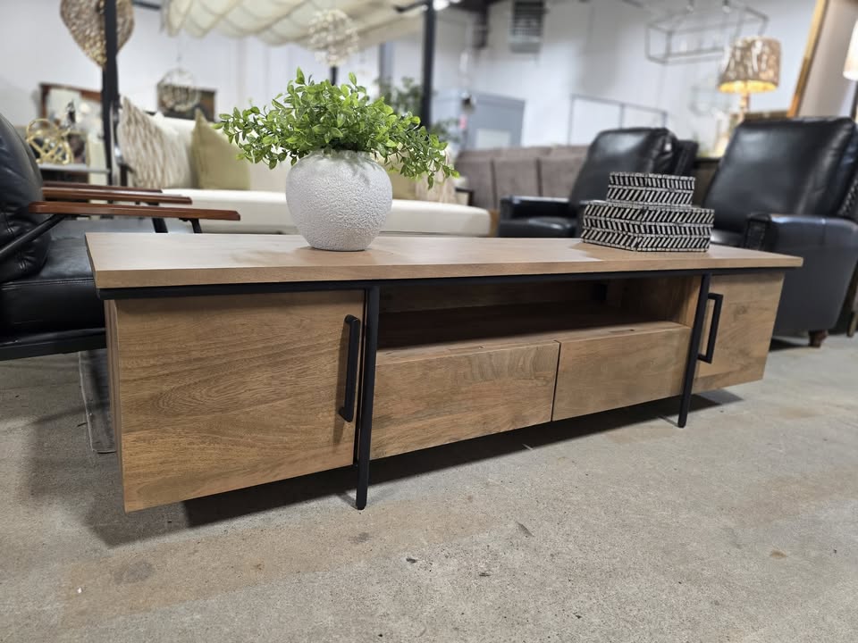 Mercana Maddox Mango Wood Media Console - Image 5