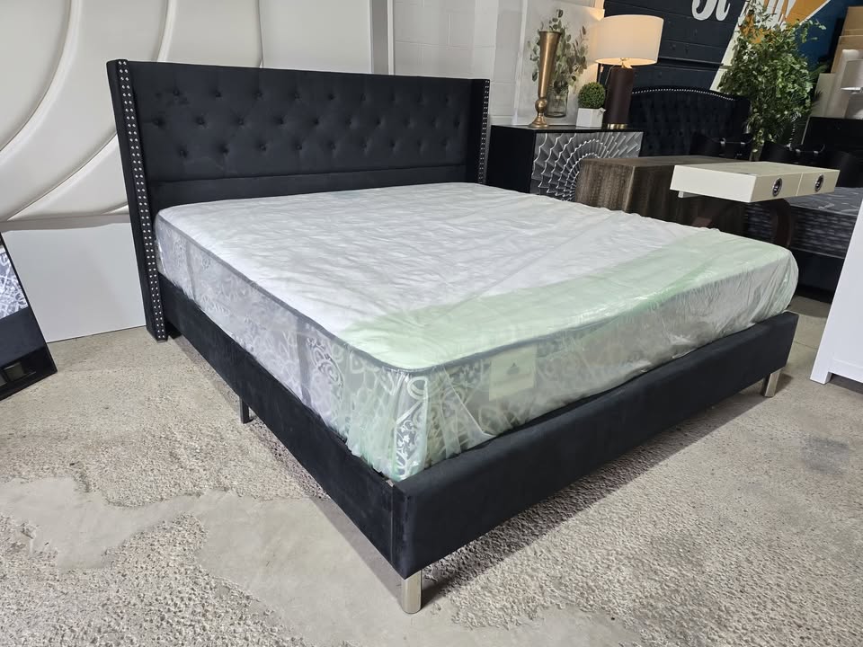 KING Black Velvet Platform Bed - Image 2