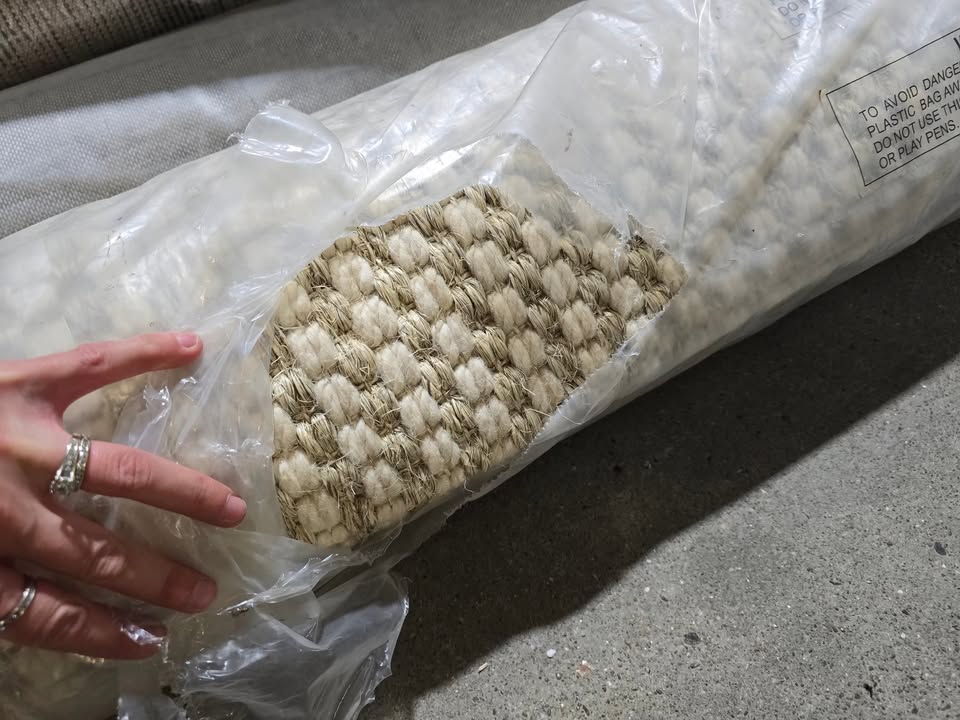 Jaipur Living Bombay 10' x 14' Rug - Image 2