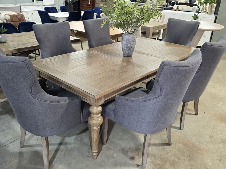 Baer Extendable Dining Table