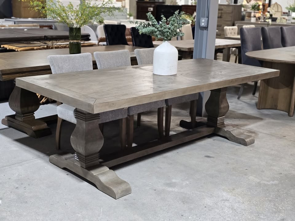 Kinston 94" Solid Wood Dining Table