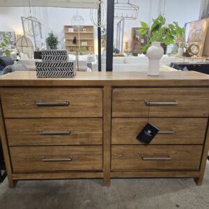 Geovoni 6-Drawer Dresser