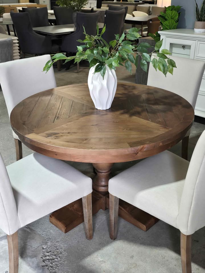 5pc Round Solid Wood Dining Set *BRAND NEW* - Image 2