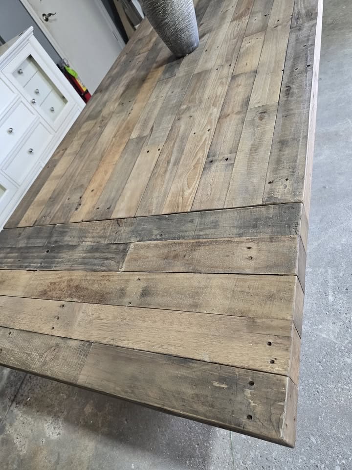 Rustic Extendable Dining Table *NEW* - Image 5